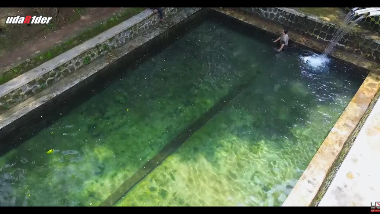 Berenang di Air yang Berlimpah