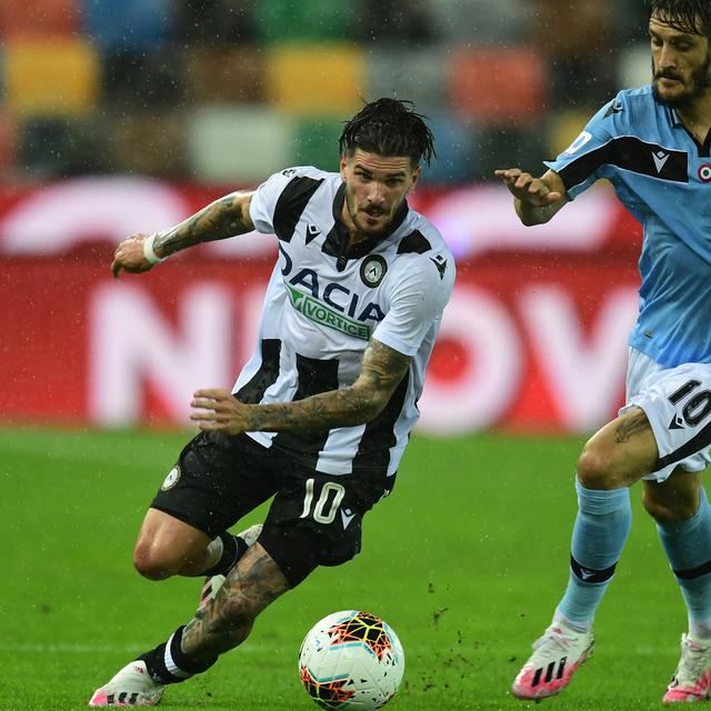 Liga Italia Gelandang Udinese Tunda Gabung Leeds United Karena Ketertarikan Juventus Dunia Bola Com