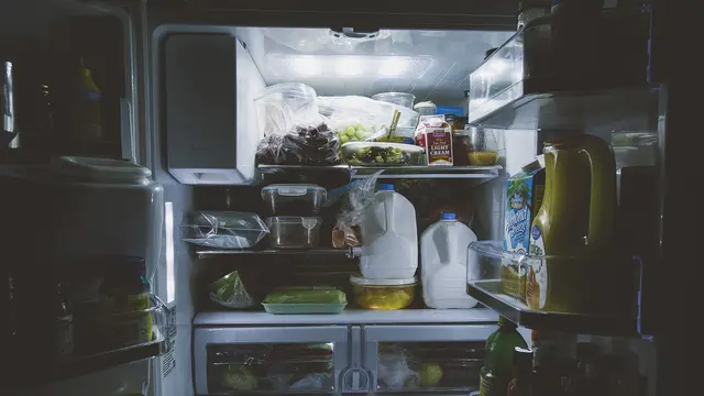 Cara Menyimpan Makanan Sisa di Kulkas