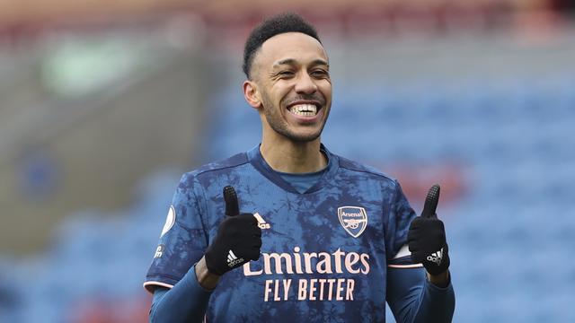 FOTO: Arsenal Tertahan 1-1 oleh Burnley - Pierre-Emerick Aubameyang