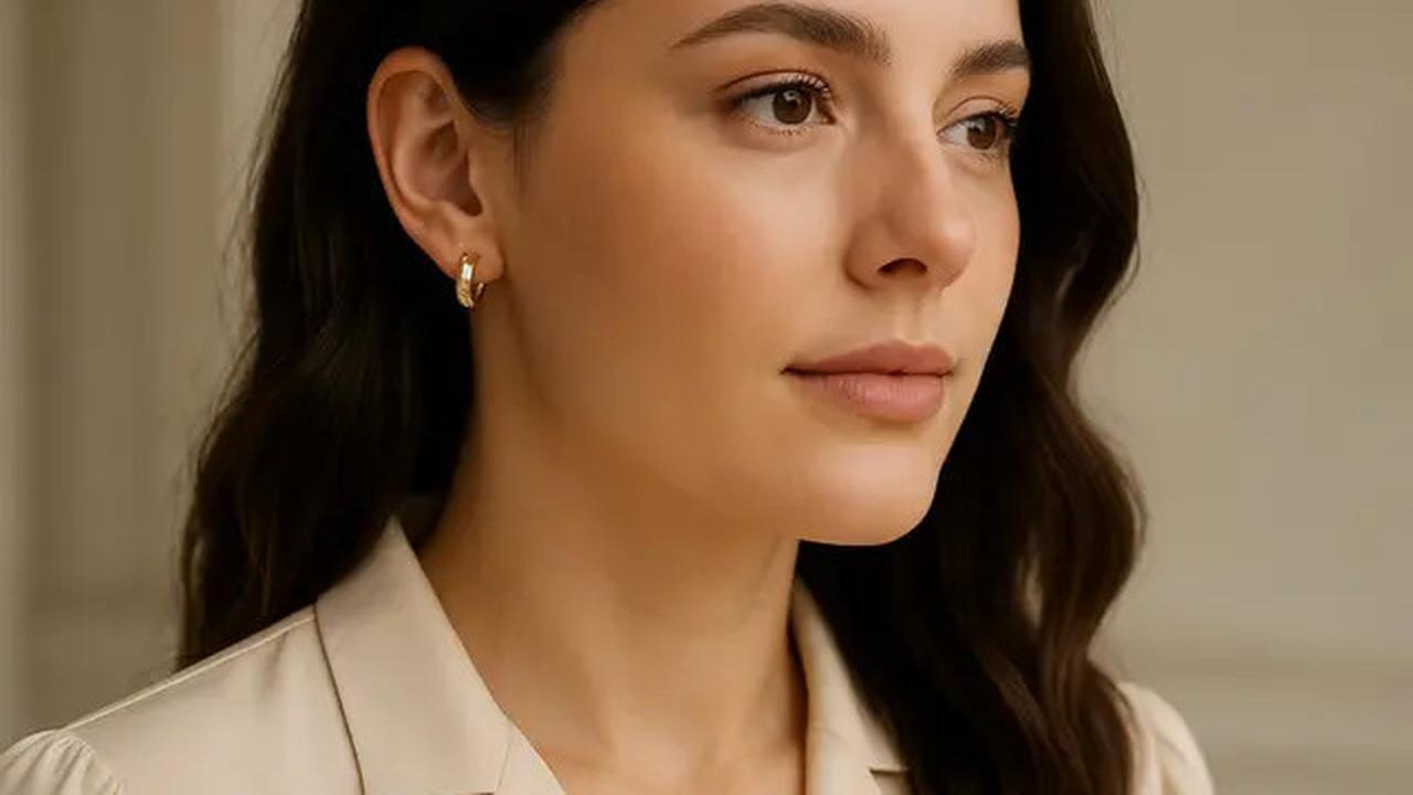 7 Rekomendasi Model Anting Emas yang Cocok untuk Telinga Tebal, Hindari Desain Simpel