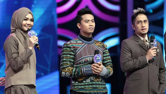 [Bintang] Buka Konser Top 5 D'Academy 4, Para Peserta Duet Bareng Mentor