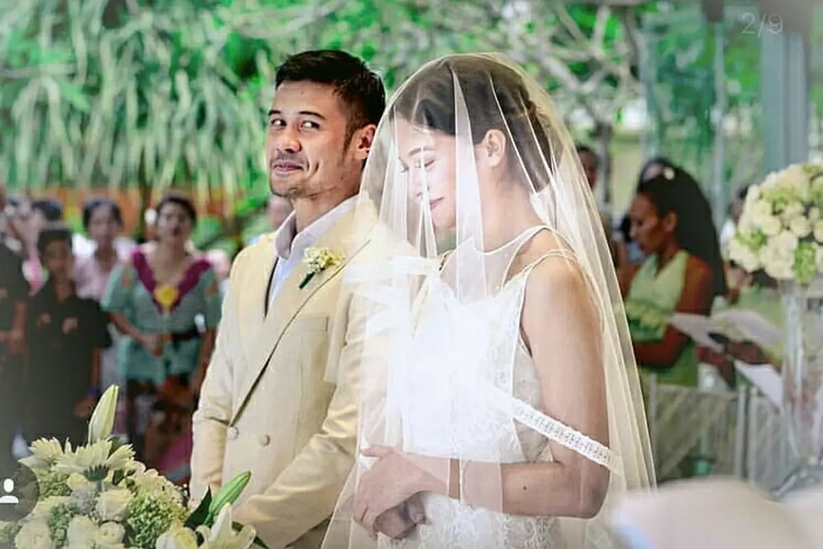 [Bintang] Pernikahan Chicco Jerikho dan Putri Marino