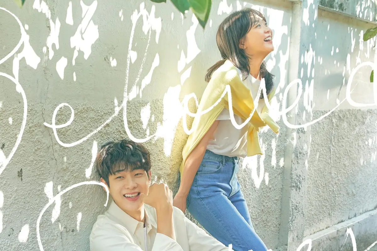 Kim Da Mi - Choi Woo Shik di Our Beloved Summer. (SBS via Soompi)