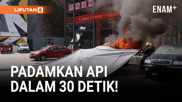 Sebuah latihan simulasi di Provinsi Zhejiang, China, menunjukkan efektivitas selimut pengendali api khusus kendaraan listrik (EV) yang mampu memadamkan api hanya dalam 30 detik.