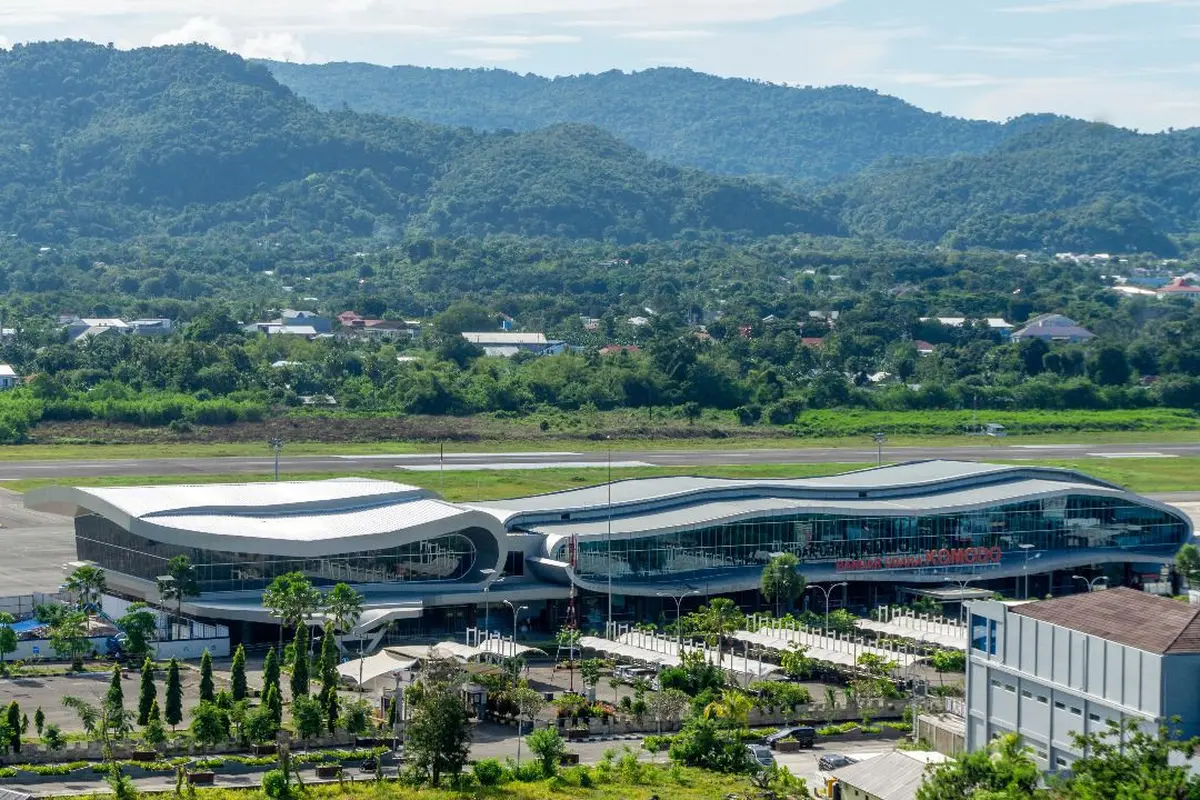 Bandara Komodo di Labuan Bajo, Nusa Tenggara Timur siap melayani penerbangan dari dan ke luar negeri, selama penyelenggaraan Konferensi Tingkat Tinggi (KTT) ASEAN Ke-42. (Dok Kemenhub)
