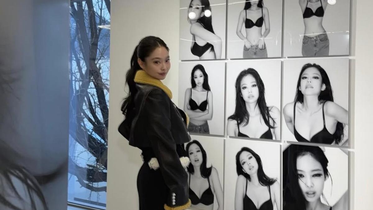 Memasuki Kepala 3, Jennie BLACKPINK Tampilkan Sisi ‘Natural’ Lewat Pameran Foto Perdana “J2NNI5”