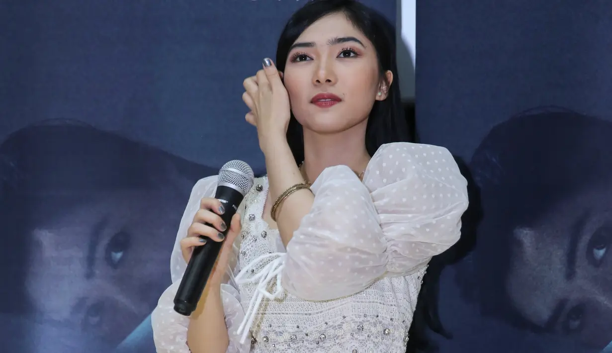 Isyana Sarasvati (Adrian Putra/Fimela.com)