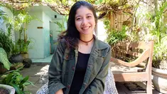 Perkenalkan adik Putri Marino, Selly Ambar Marino yang kini masih berusia 23 tahun. (Liputan6.com/IG/@ambarmarino)