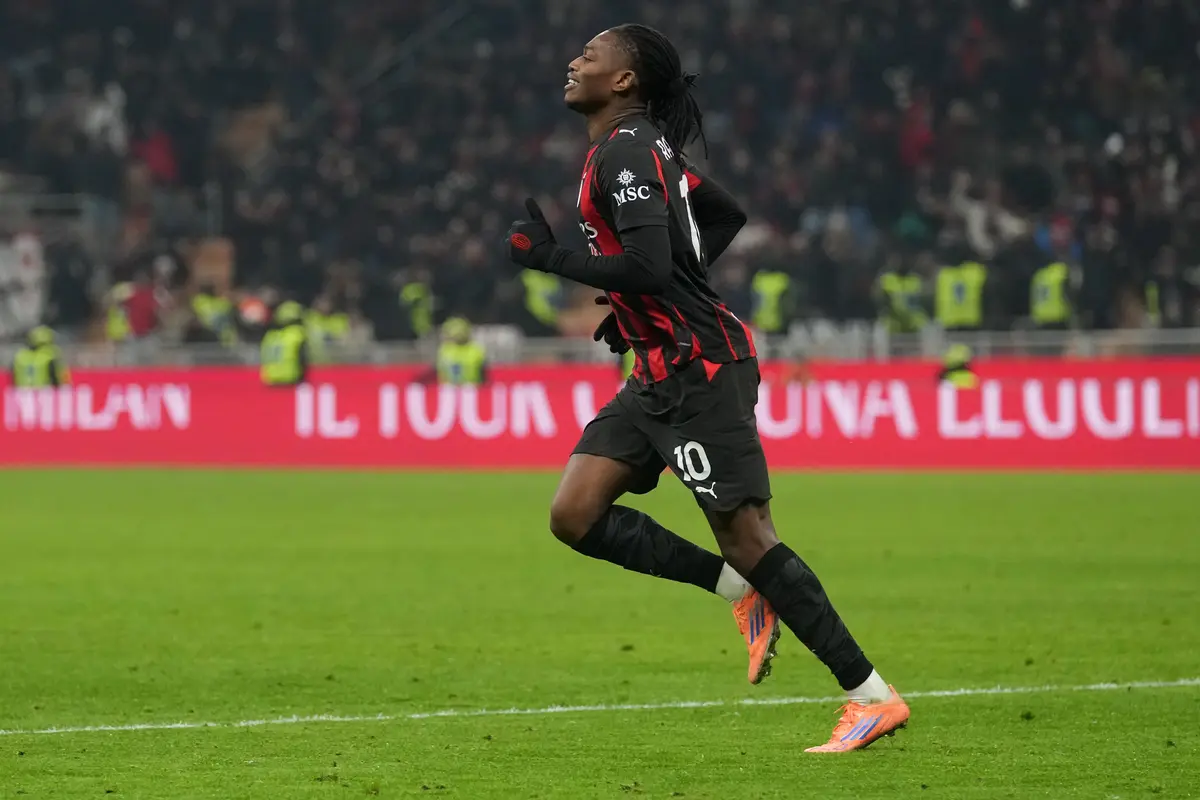 Pemain AC Milan, Rafael Leao