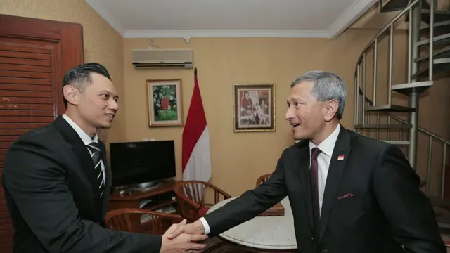 Agus Harimurti Yudhoyono (AHY) menerima kunjungan Menteri Luar Negeri Singapura Vivian Balakrishnan. (Foto: The Yudhoyono Institute)