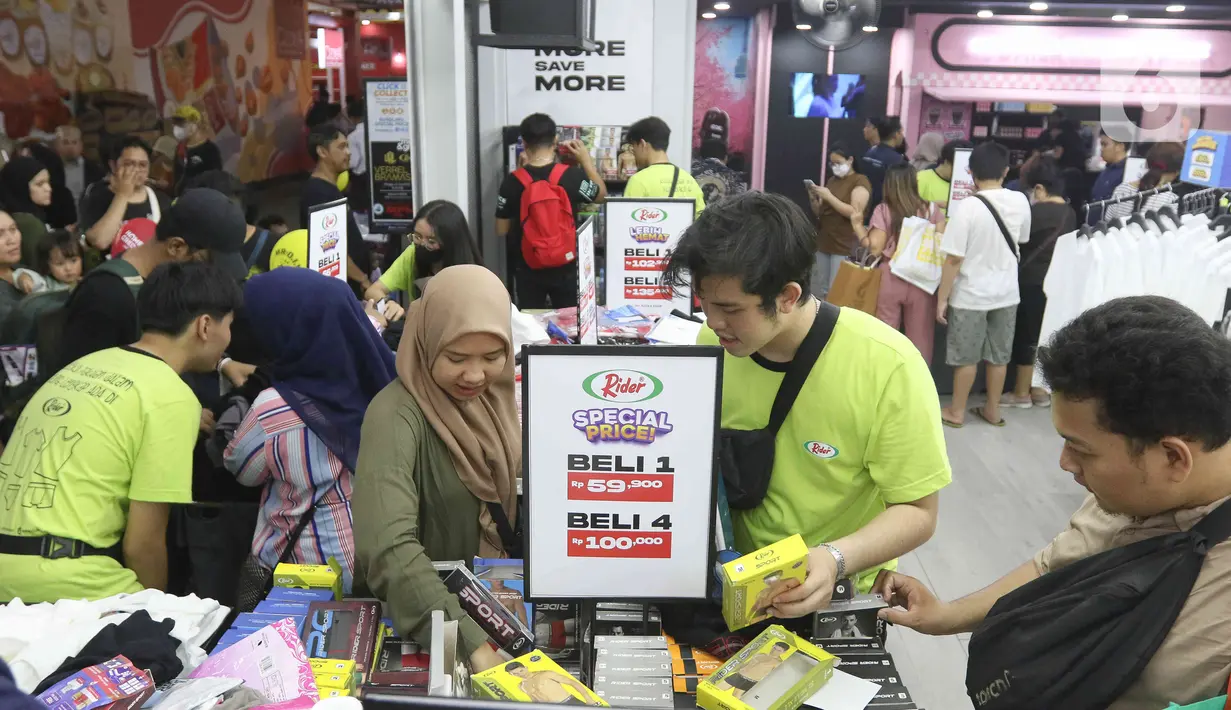 Yang dibuka mulai 14 Juni sampai 16 Juli 2023 di Jakarta JI Expo Kemayoran, Jakarta Pusat.(Liputan6.com/Herman Zakharia)