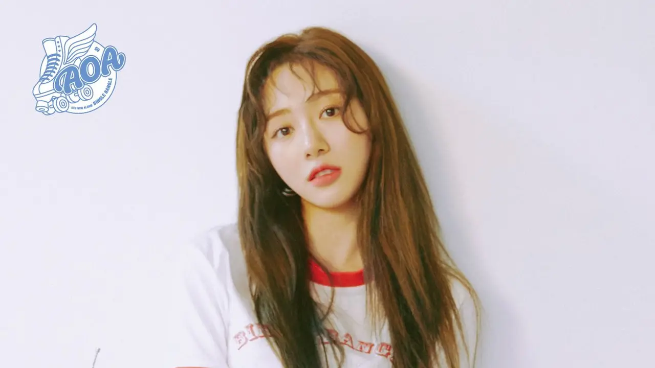 Kwon Mina saat menjadi anggota AOA (FNC Entertainment via Soompi)