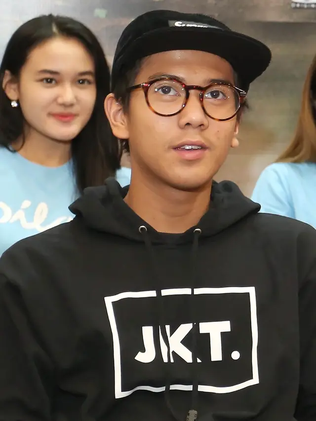 [Bintang] Iqbaal Ramadhan