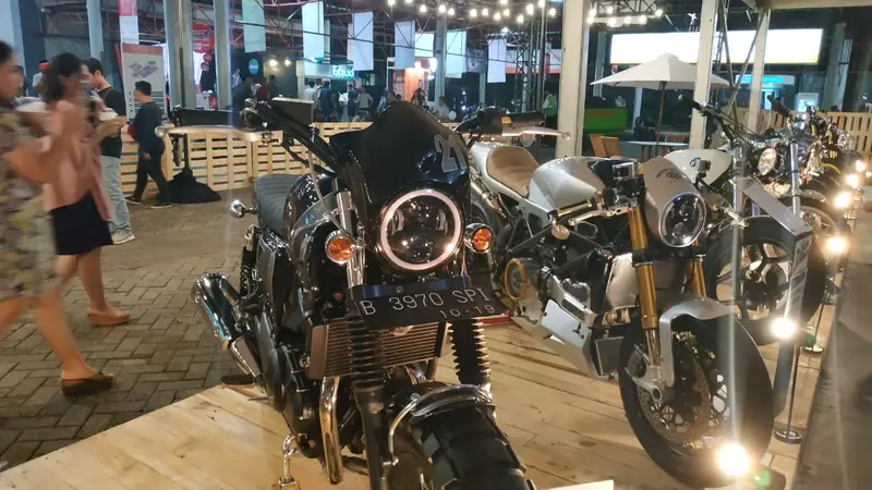 Deretan Motor Kustom Keren Pamer Diri di IIMS 2019 (Arief A / Liputan6.com)