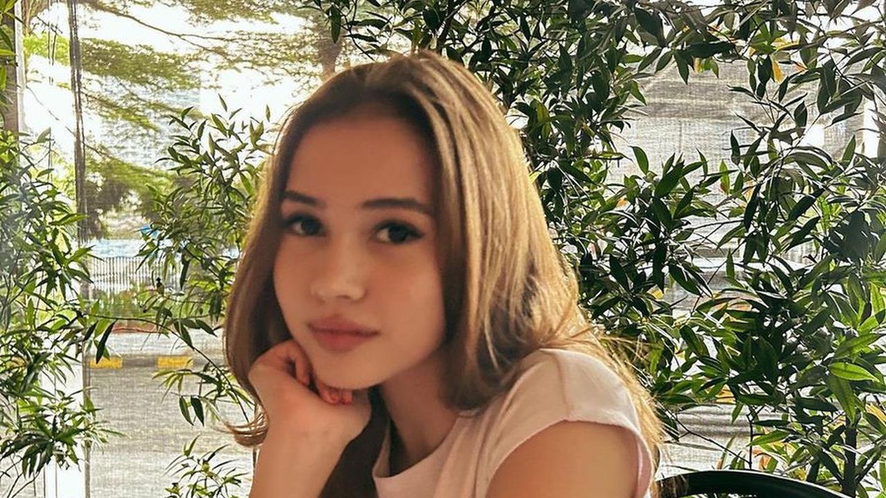 Dikenal Sejak di Sinetron 'DARI JENDELA SMP'
