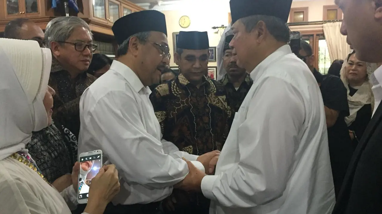 Calon duta besar (ambasador-designate) Malaysia untuk Indonesia, Zainal Abidin Bakar bertemu Presiden ke-6 RI, Susilo Bambang Yudhoyono di Cikeas, Minggu 2 Juni 2019 (Kedutaan Besar Malaysia, Jakarta)