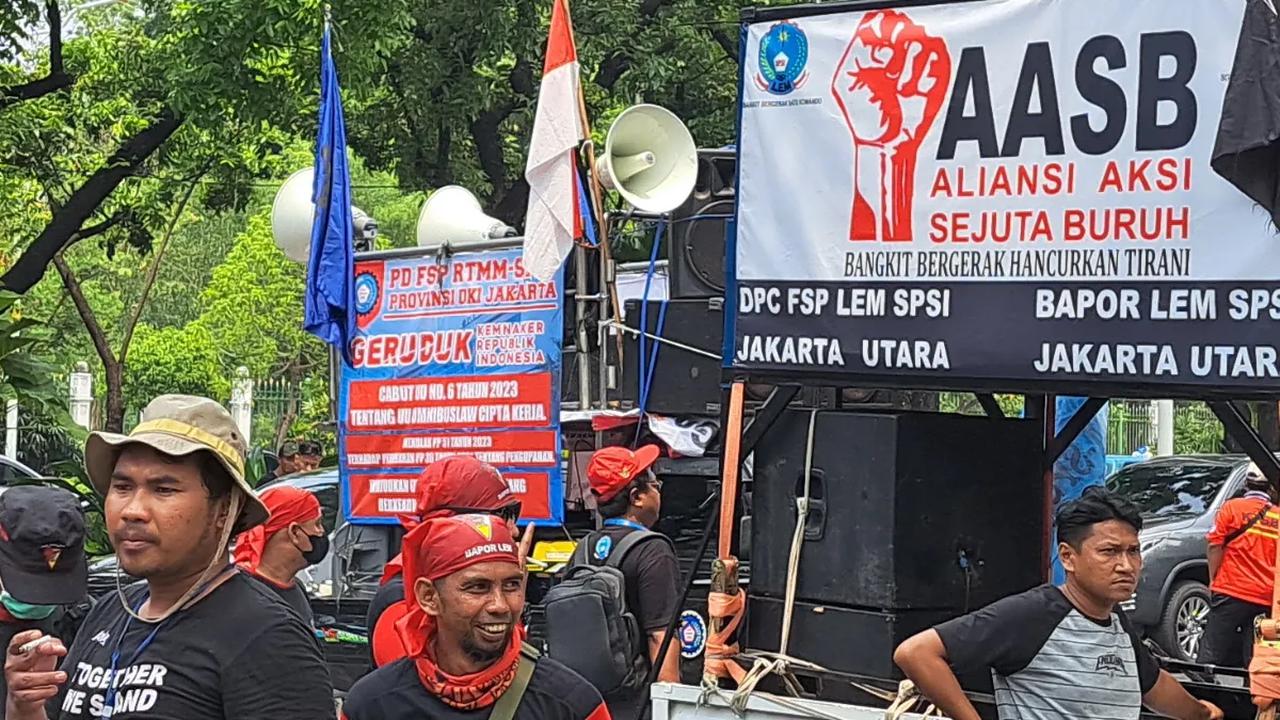 Jelang Pengumuman UMP DKI, Buru Demo di Balai Kota Harap Pj Gubernur Adil