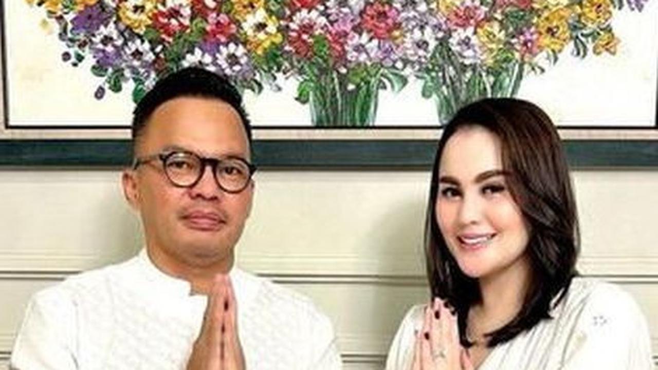 Jennifer Dunn Duduk Lesehan dan Makan Nasi Liwet Pakai Lauk Jengkol saat Diundang ke Rumah Warga