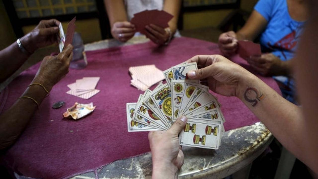 Menengok geliat perjudian di Filipina, tua hingga muda ikut taruhan