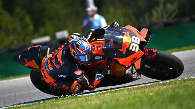 FOTO: Brad Binder Ukir Sejarah di MotoGP Ceko