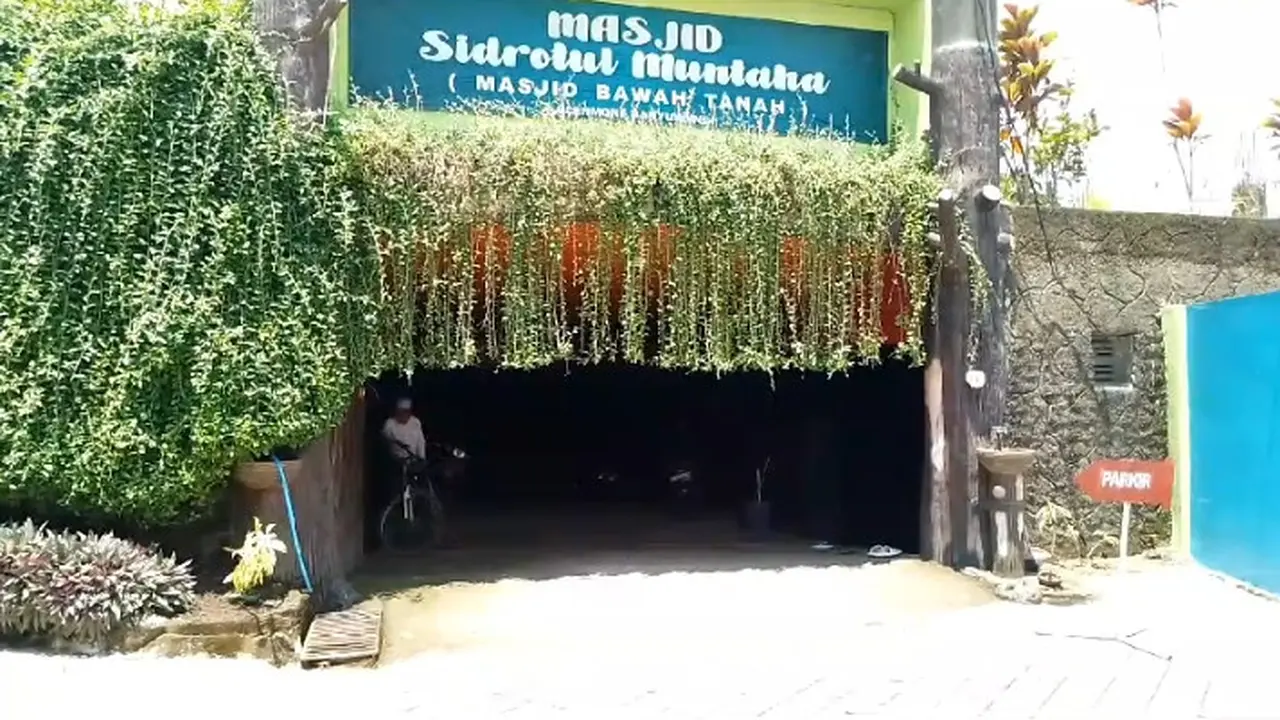Masjid Sidratul Muntaha,arsitektur masjid bawah tanah pertama di Banyuwangi (Istimewa)