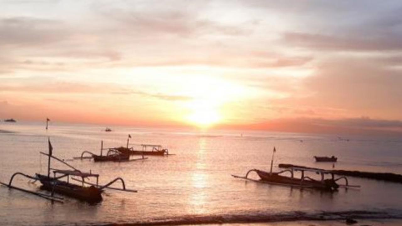 Pantai Matahari Terbit Sanur