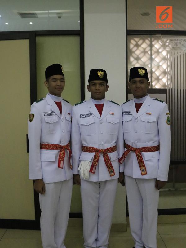 Dari kiri ke kanan : Rayhan Alfaro Ferdinand Siregar (Paskibraka Nasional 2019 DKI Jakarta), Rafi Ahmad Falah (Paskibraka Nasional 2019 Banten), dan Rangga Wirabrata Mahardika (Paskibraka Nasional 2019 Jawa Barat)
