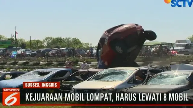Melihat Keseruan Kejuaraan Mobil Loncat di Inggris