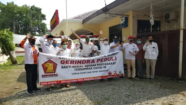 Pemberian paket sembako