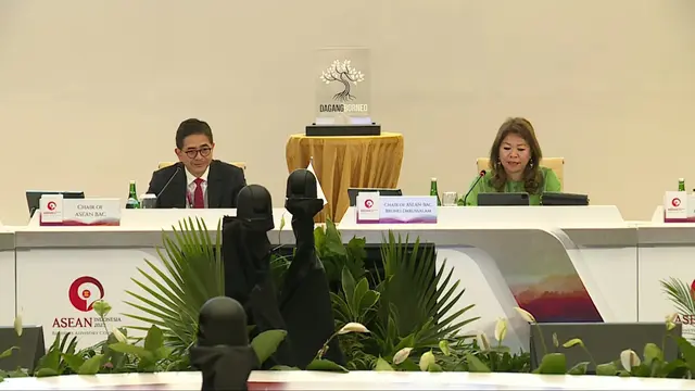 Ketua ASEAN Business Advisory Council (ASEAN-BAC) Arsjad Rasjid membuka ASEAN Business Advisory Council Business Roundtable on Borneo, di hotel Sultan Jakarta, Selasa (5/9/2023).