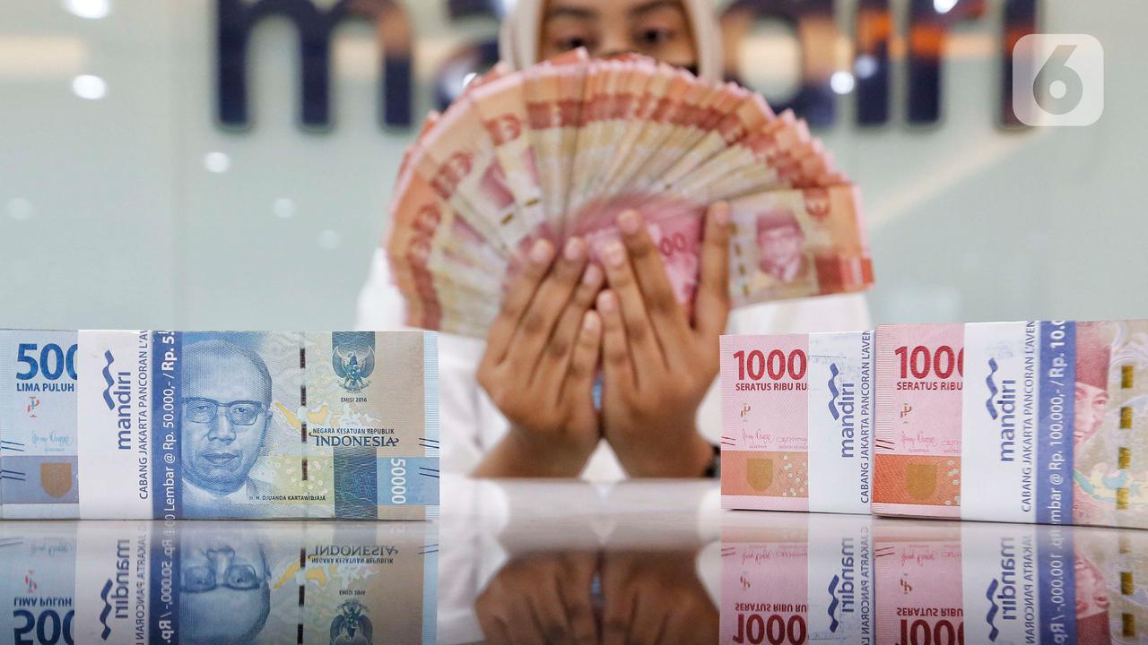 Akhir Pekan, Rupiah Melemah Terhadap Dolar