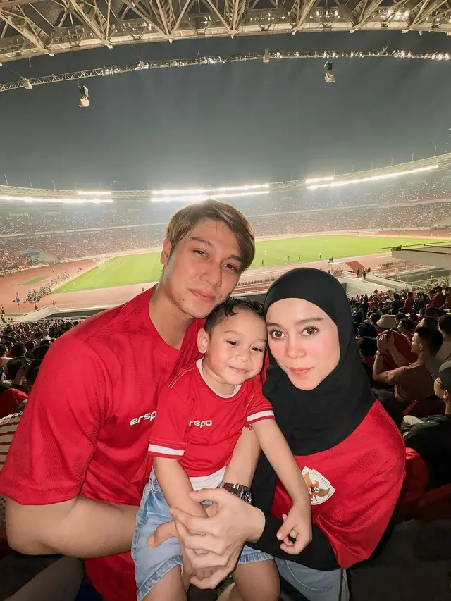 Keluarga Leslar (Instagram/lestikejora)