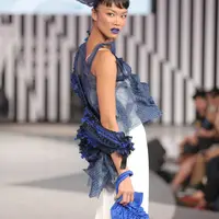 Model dan aktris Kelly Tandiono.