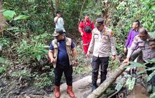 Polisi Tembus Hutan dan Lewati Jalan Ekstrem, Demi Warga Agar Tidak Terprovokasi Isu Pilkada