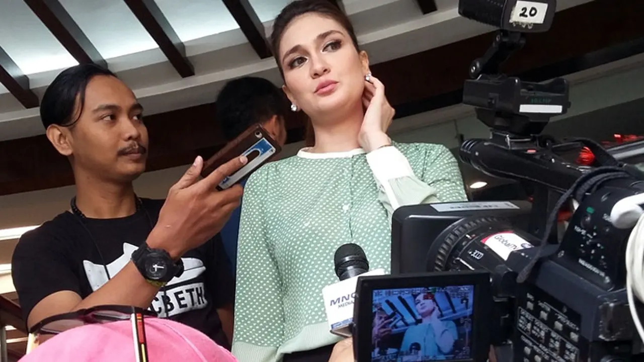 Luna Maya