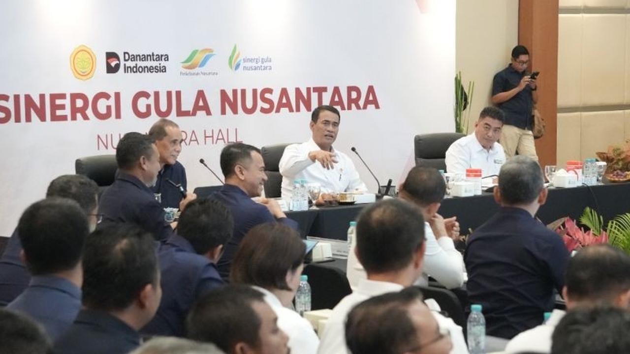 Rp700 Miliar untuk Bongkar Ratoon Tebu Jatim: Mentan Dorong Maksimalkan Anggaran Atasi 86% Kerusakan!