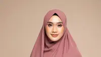 8 Model Gamis Jilbab Besar yang Modis, Tampil Menutup Aurat dengan Nyaman