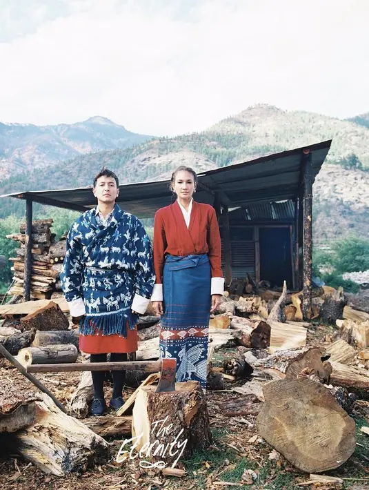 “Kita milih disana (Bhutan) karena bisa dibilang the best place in the world. Kita pengen jika sesuatu (pernikahan) dilakukan secara sederhana dan kita pengen yang terbuka, jadi kita pilih disana," tambah Dimas. (Instagram/nadinelist)