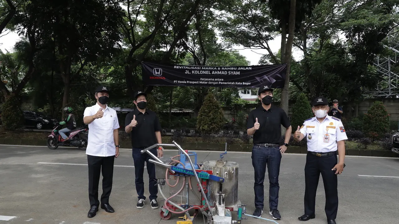 Honda Lengkapi Marka Jalan dan Rambu Lalu Lintas di Bogor (Ist)