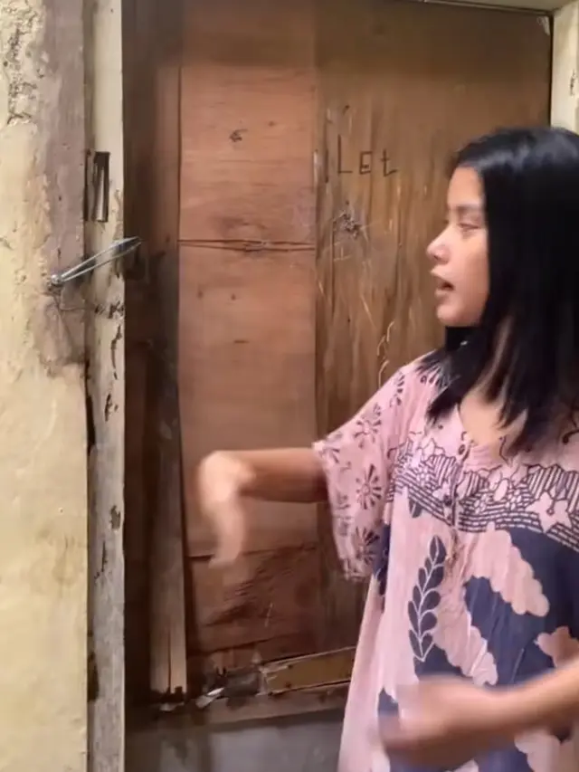 Review Rumah Kocak