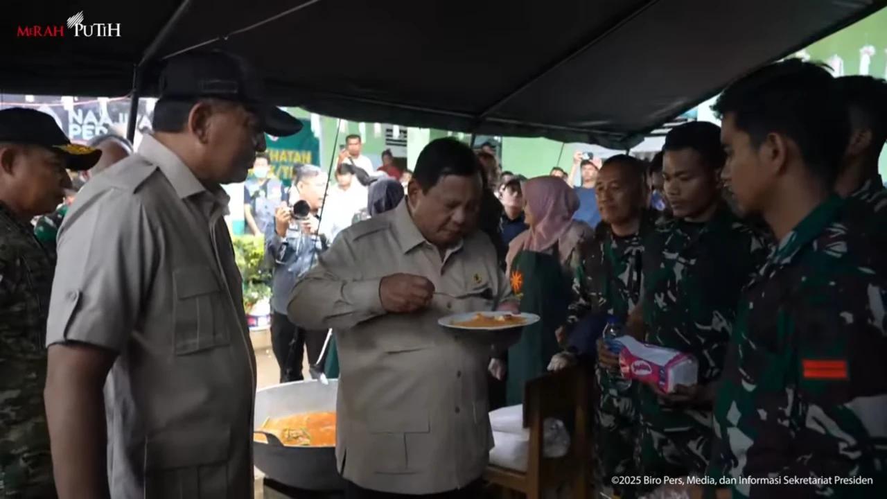 Presiden Prabowo ke Pengungsi Banjir di Agam: Hunian Sementara Target Rampung 1 Bulan