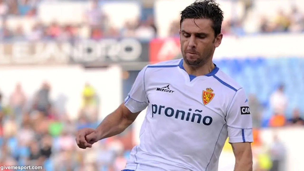 helder-postiga-valencia-130808c.jpg