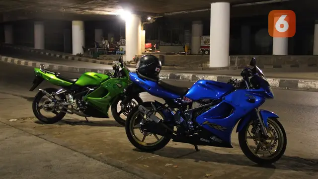 Gen Z Ikut Kecanduan Kawasaki Ninja RR, Berapa Harga Bekasnya Sekarang?