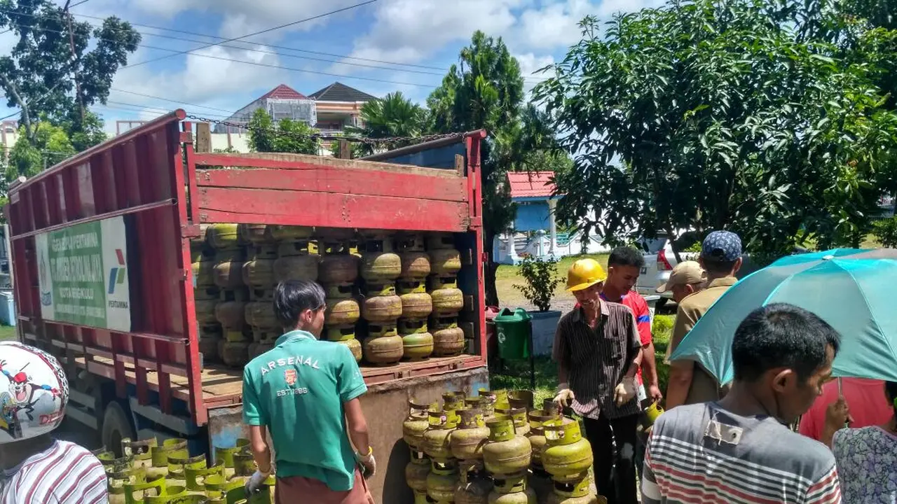 Harga Melambung Ratusan Tabung Gas Melon Dilepas Ke Pasar