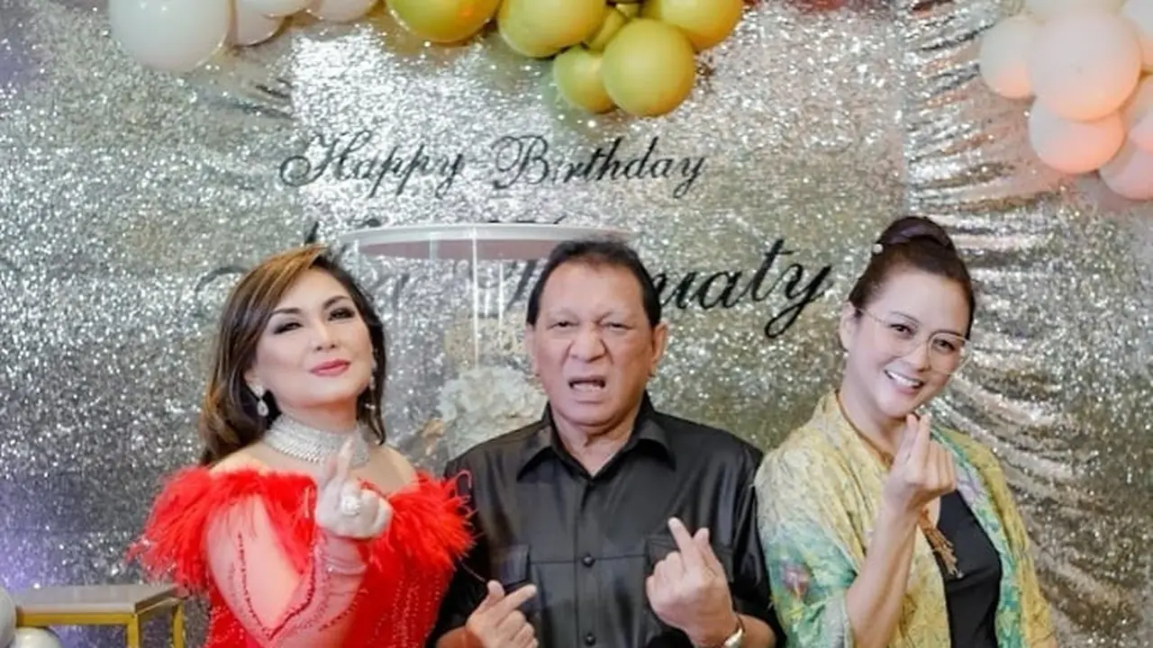Pesta ulang tahun ke-58 Nia Daniaty