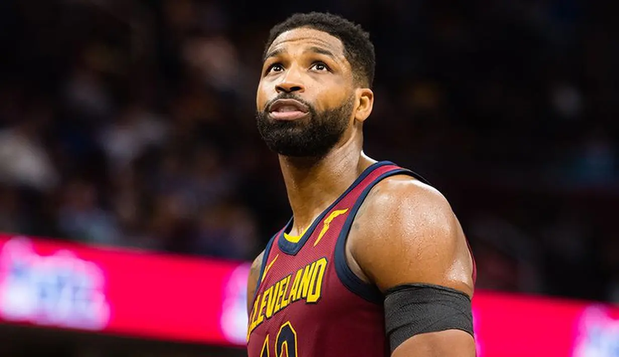 "Tristan benar-benar menyesal karena tertangkap berselingkuh. Ia sangat merasa bersalah karena menyakiti Khloe," terang sumber. (Cosmopolitan/Getty Images)