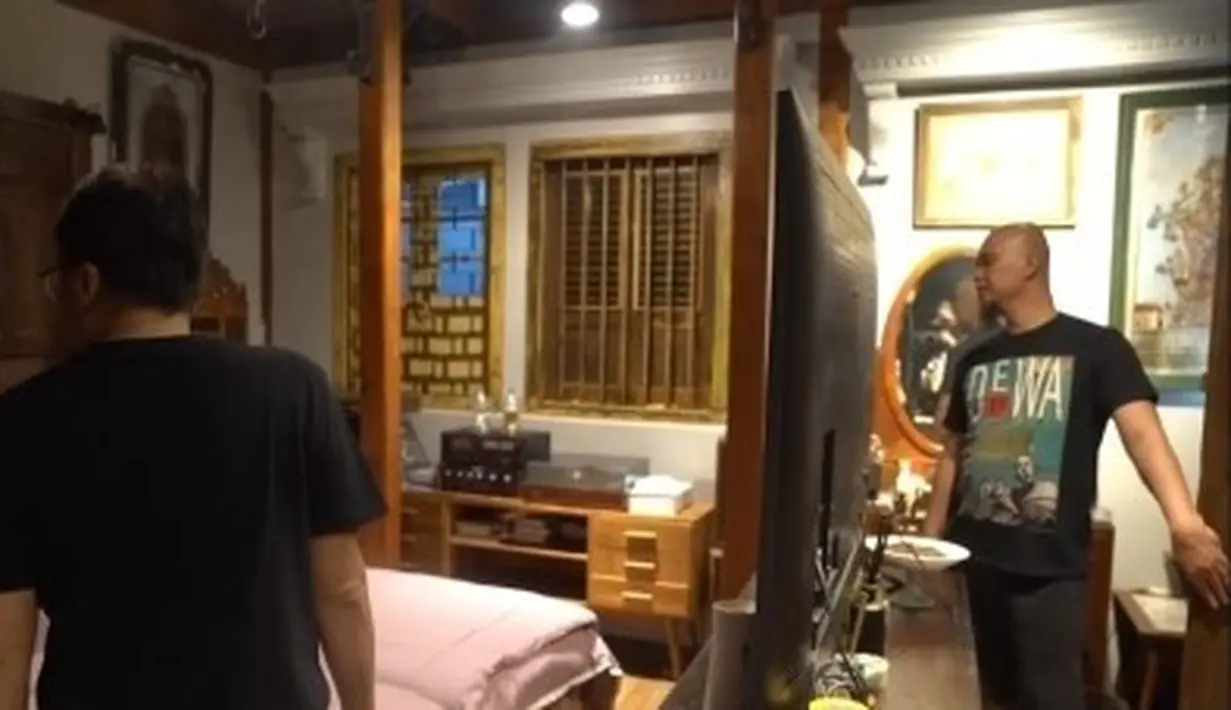 Kamar pribadi Ahmad Dhani (YouTube/Ari Lasso TV)