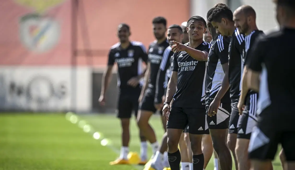 <p>Benfica akan menjamu Inter Milan pada pertandingan leg pertama babak perempat final Liga Champions 2022-2023. (PATRICIA DE MELO MOREIRA/AFP)</p>