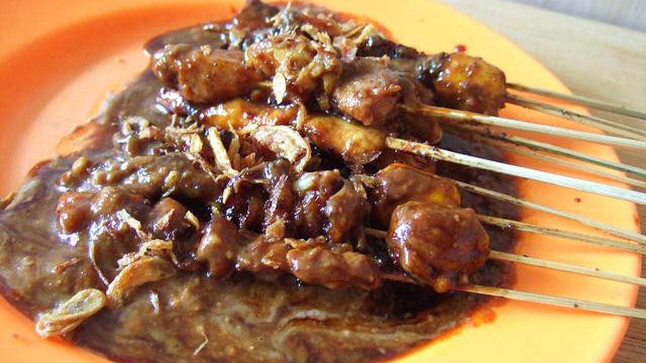 8 Rekomendasi Tempat Makan Sate Ayam di Ponorogo 2025 yang Wajib Dicoba
